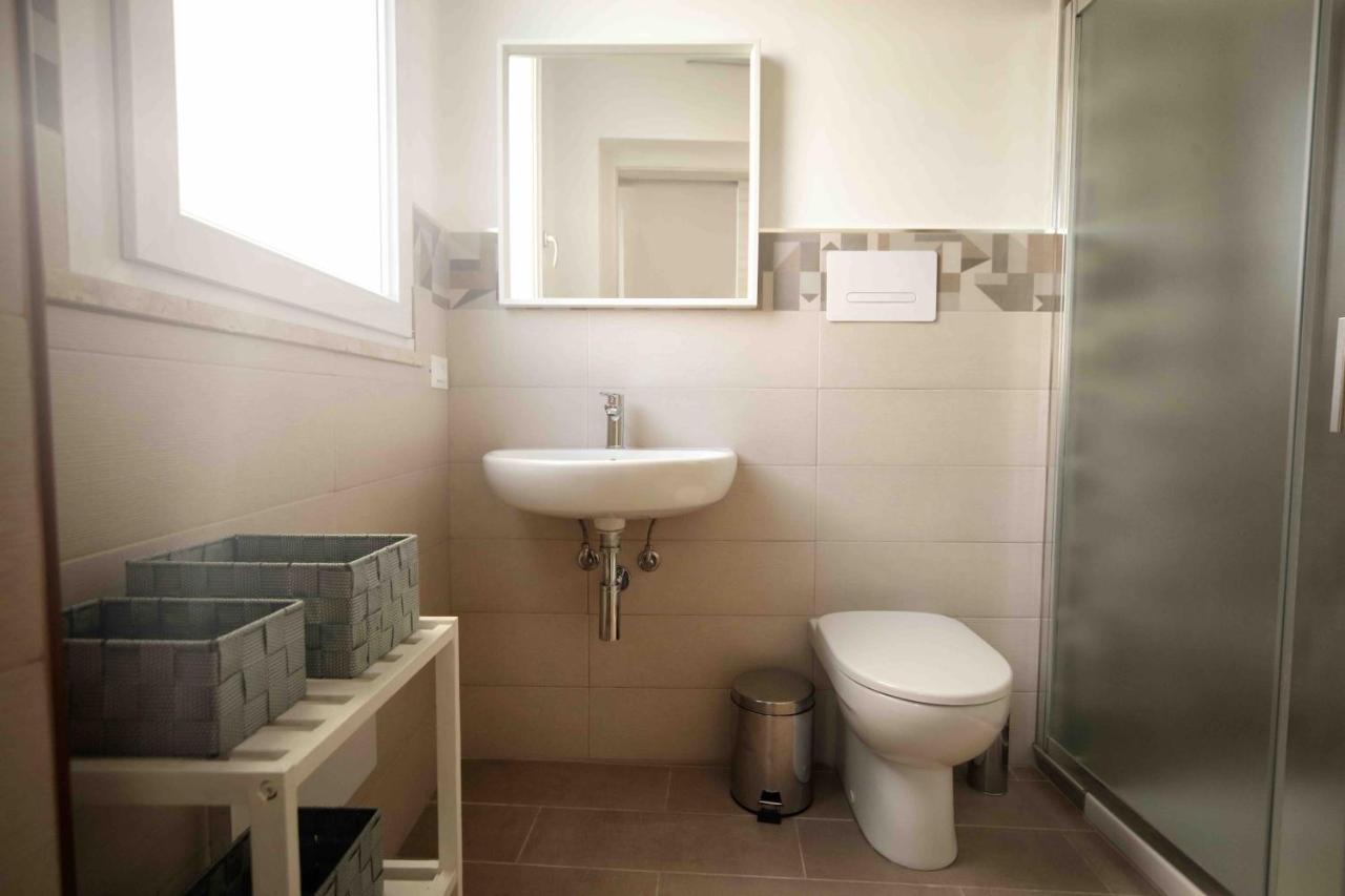 Madrice 66 Central Rooms Favignana Bagian luar foto